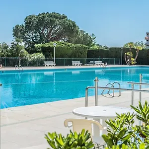 Cannes Marina Aparthotel