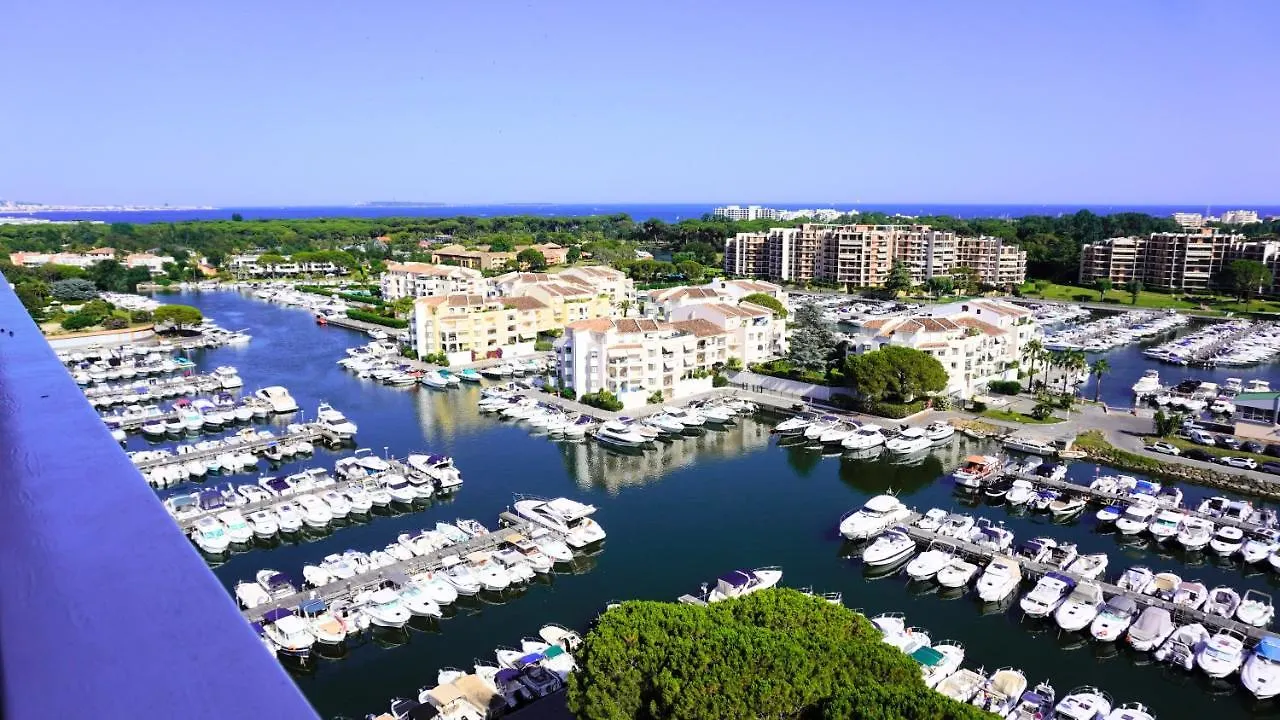 Cannes Marina, T3 Vue Mer, Piscine, By Palmazur Mandelieu-la-Napoule 0*,  France